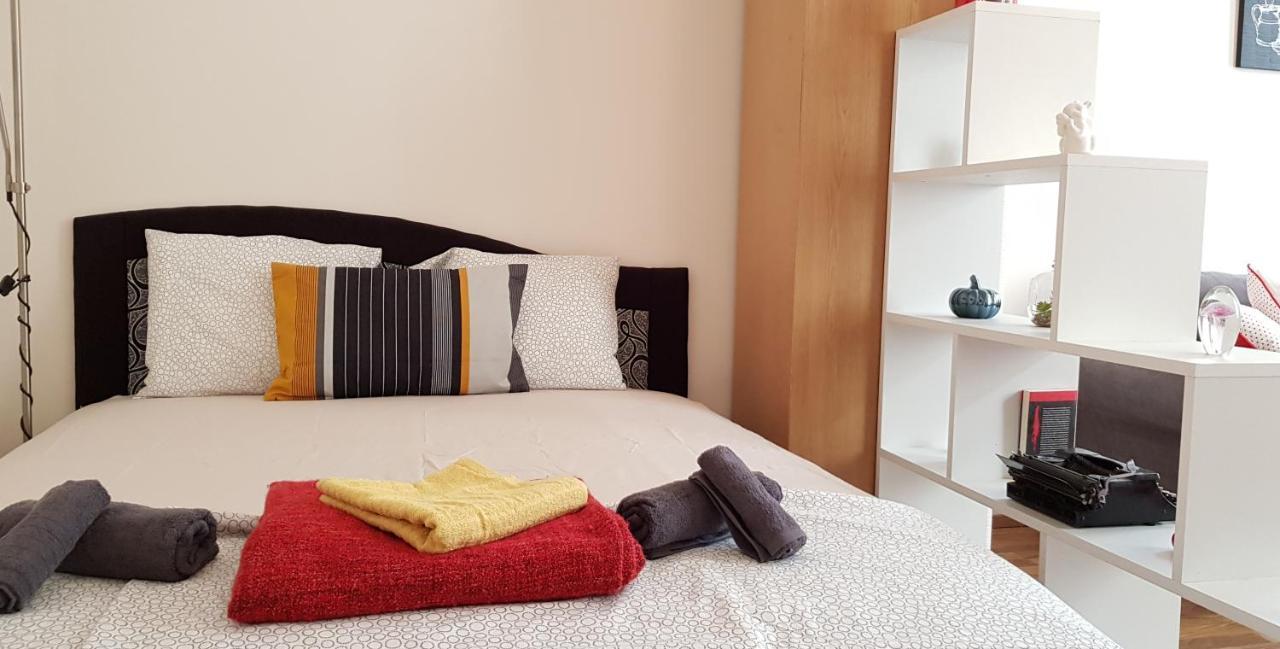 Center Royalty Apartment Budapest Ngoại thất bức ảnh